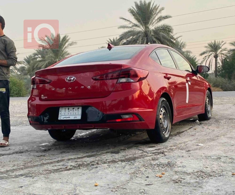 هيونداي النترا